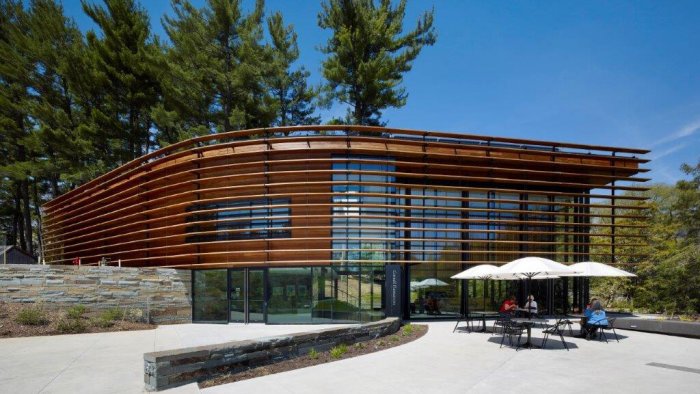 Cornell University - Plantations Welcome Center using sustainable building design